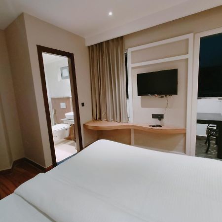 Aura Rooms 德拉敦 外观 照片