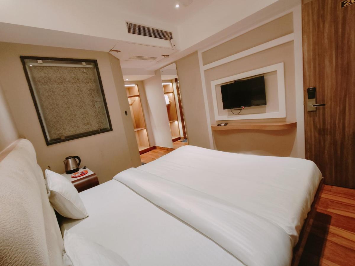 Aura Rooms 德拉敦 外观 照片