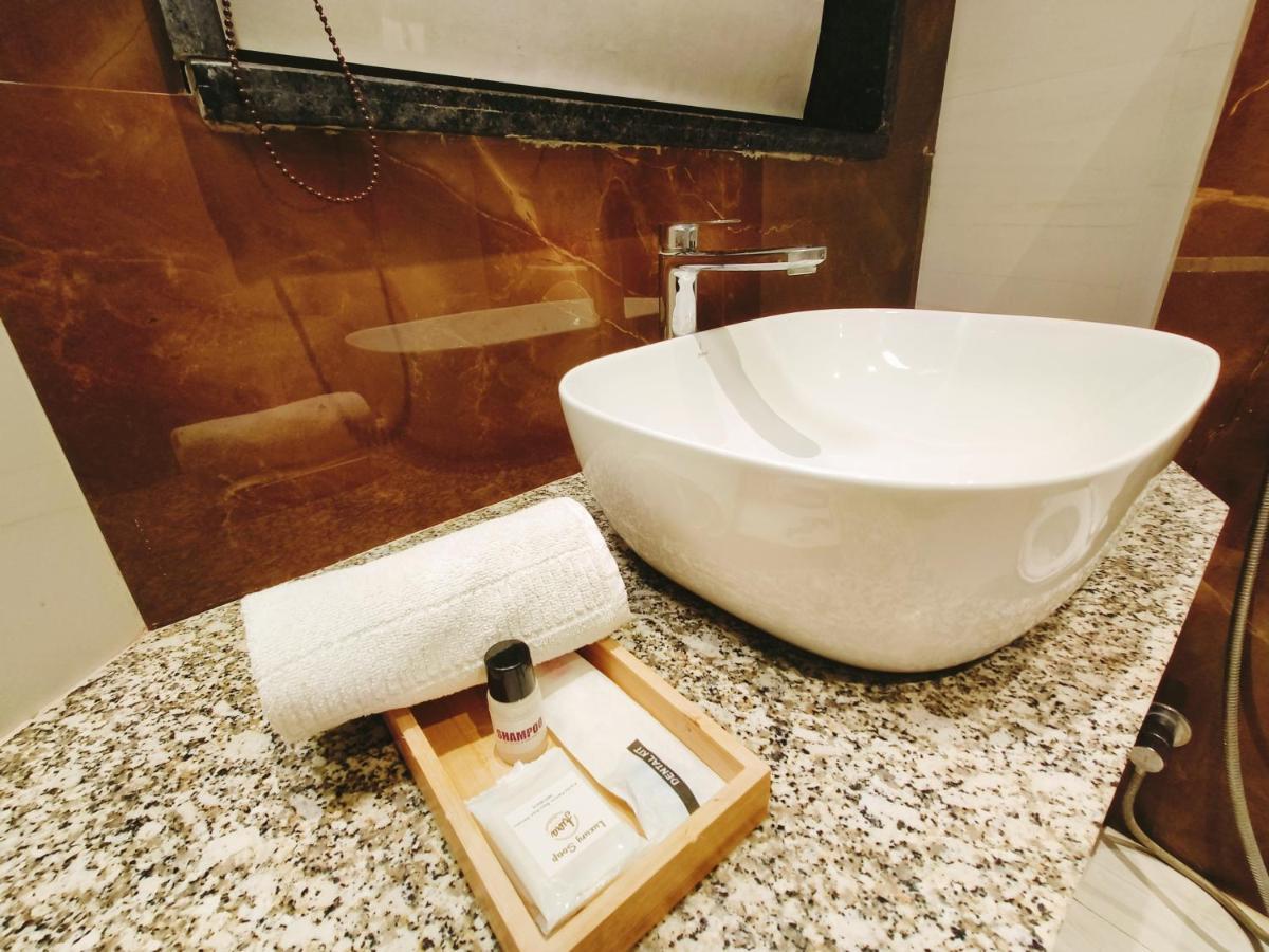 Aura Rooms 德拉敦 外观 照片