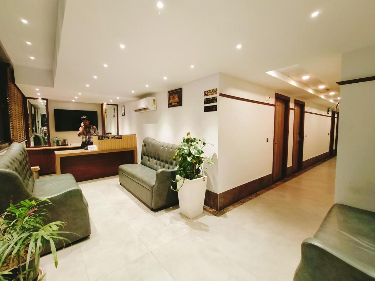 Aura Rooms 德拉敦 外观 照片